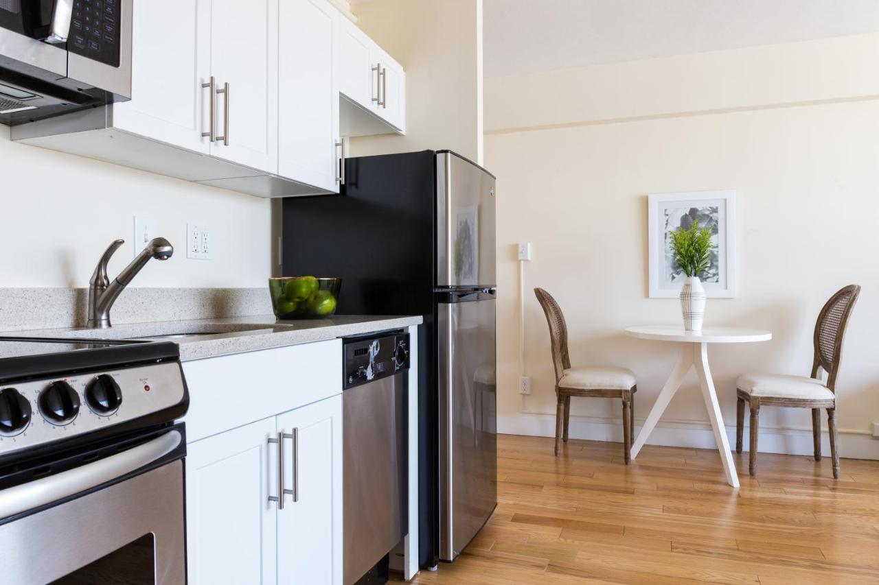 Sonder — Beacon Suites Boston Værelse billede